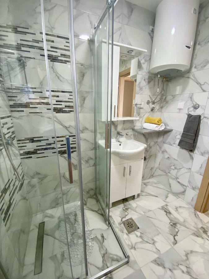 בודווה Apartments Wild Beauty - Krimovica מראה חיצוני תמונה