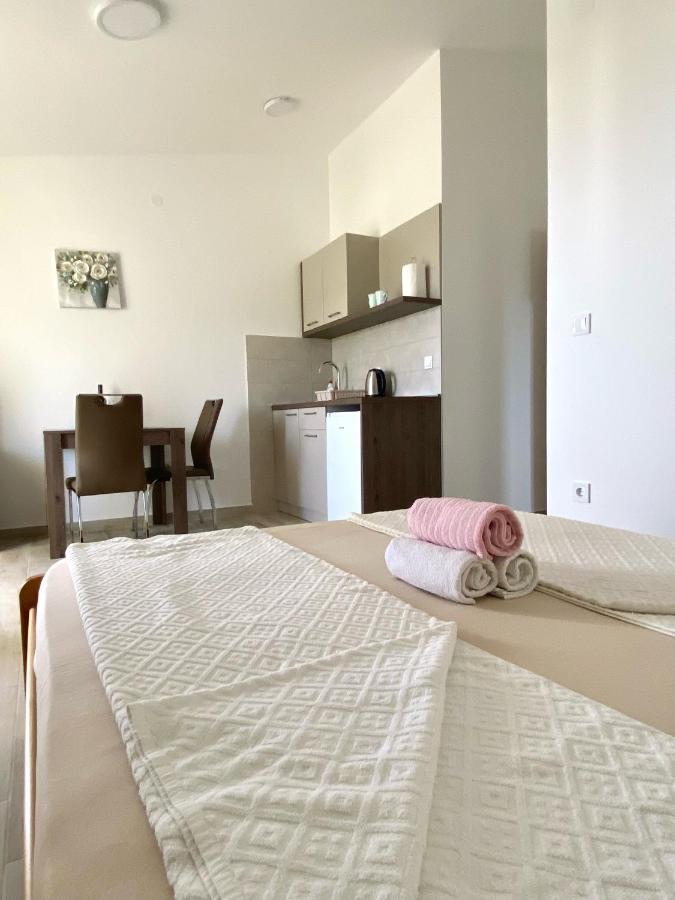 בודווה Apartments Wild Beauty - Krimovica מראה חיצוני תמונה