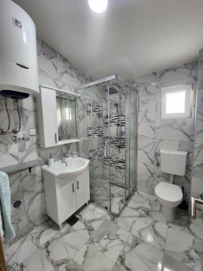 בודווה Apartments Wild Beauty - Krimovica מראה חיצוני תמונה